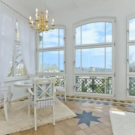 Charlottes Hoeh App 5 *