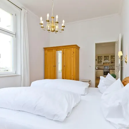 Charlottes Hoeh App 5 *